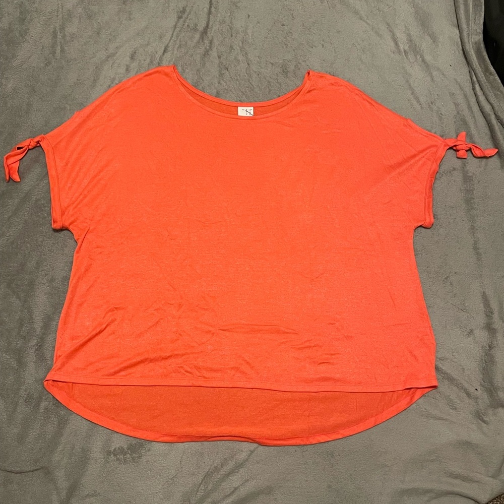 Plus Size Split Tie Sleeve blouse